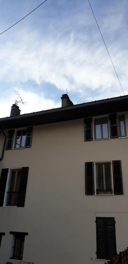 8 Personnes, Spacieux Tout-Confort A Albertville Exterior foto